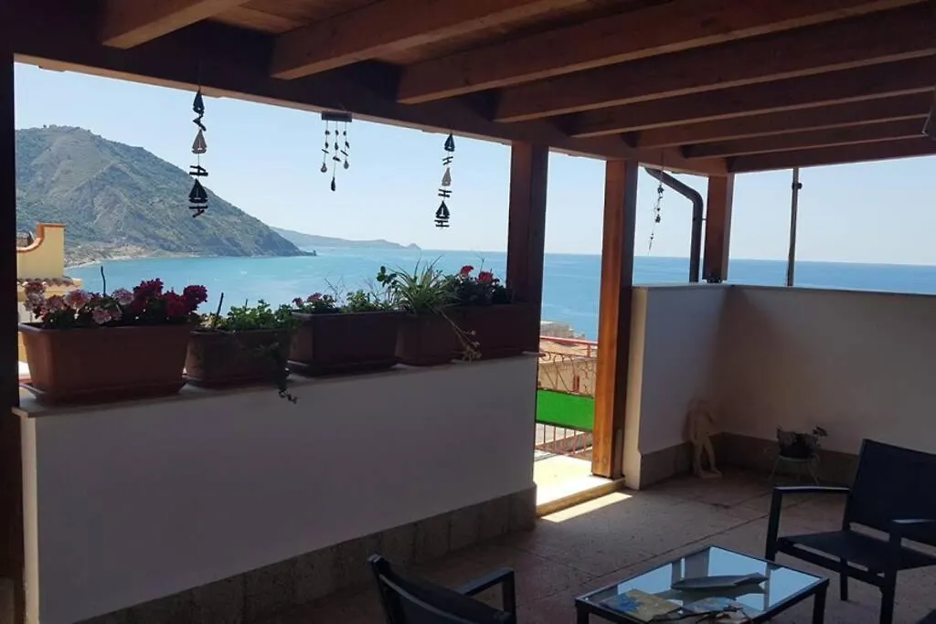 Appartement Casa Crispi 10 à Gioiosa Marea